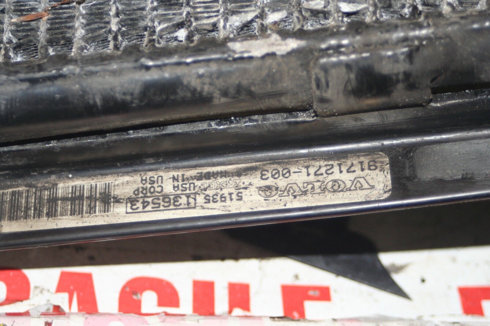 1999 VOLVO C70 2.4 PETROL. AIR CON RADIATOR - Image 5