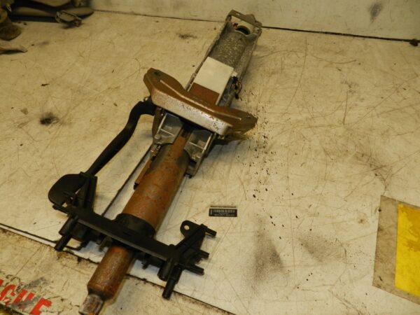 2014 BMW 1 SERIES F21 118D. STEERING COLUMN