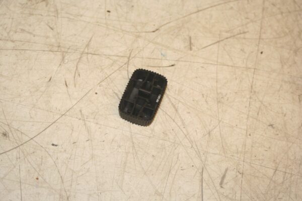 1988 BMW 735 7SERIES E32. ELECTRIC SEAT ADJUSTER BUTTON - Image 2