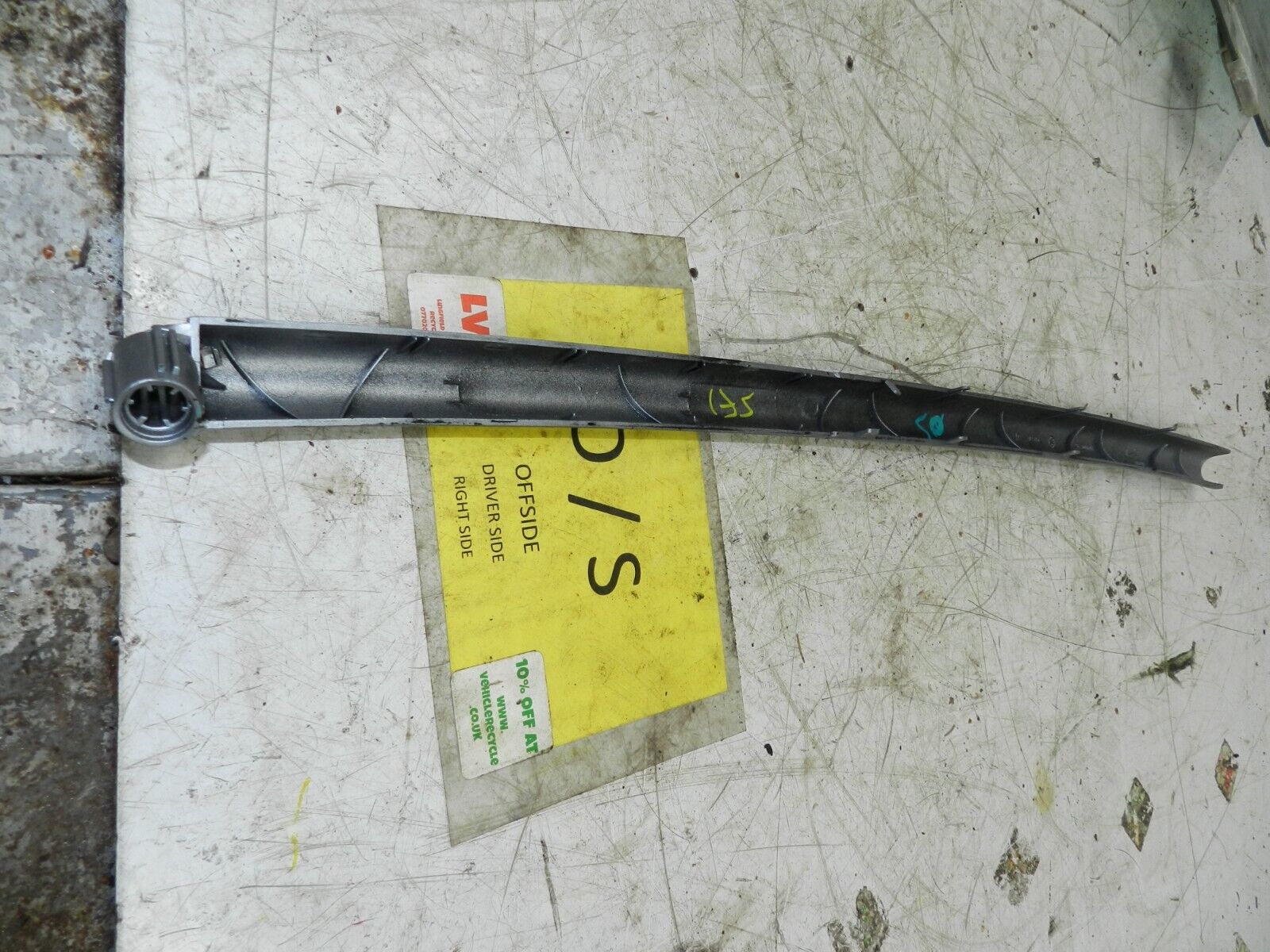 (135) 2003 CITROEN C3 PLURIEL CONVERTIBLE. DRIVER SIDE DOOR CARD TRIM - Image 2