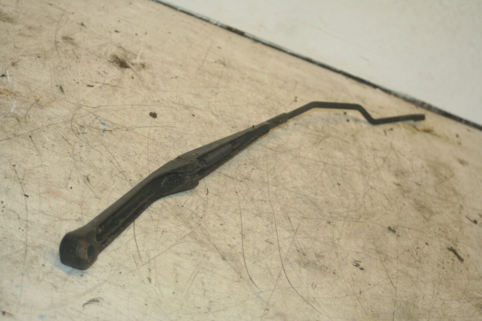 JAGUAR S TYPE. WIPER ARM