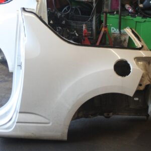 2010 CITROEN DS3. PASSENGER SIDE REAR QUARTER CUT SECTION