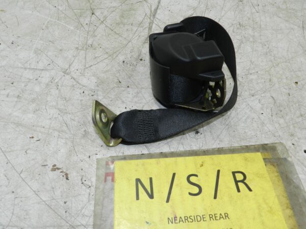 (141) MERCEDES E CLASS SALOON W210. PASSENGER SIDE REAR SEAT BELT - Image 3