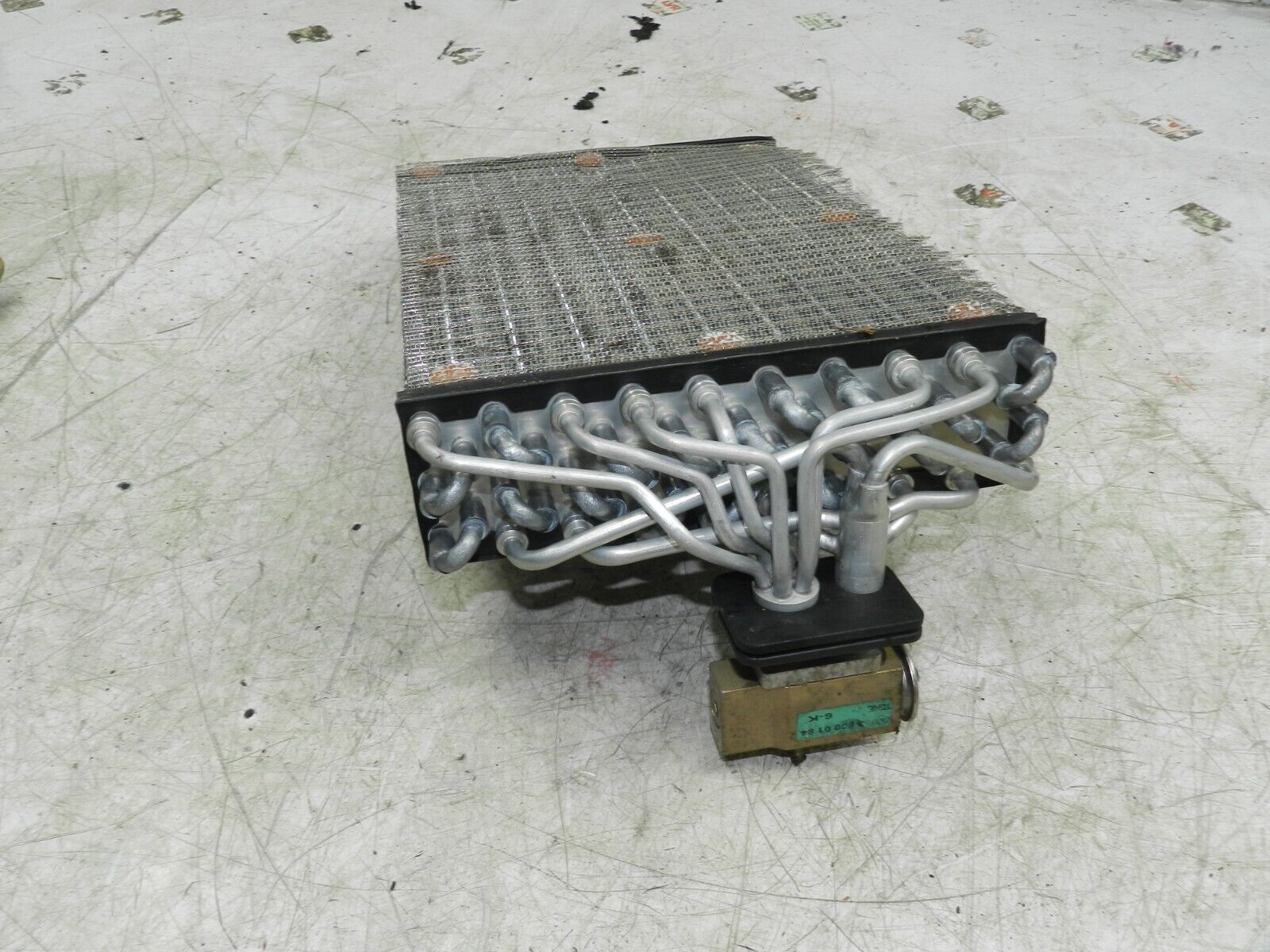 (141) MERCEDES E CLASS SALOON W210. AIR CON MATRIX RADIATOR - Image 5