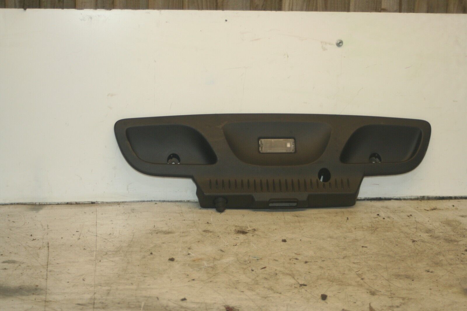 JAGUAR S TYPE. BOOT TAILGATE COVER PANEL TRIM