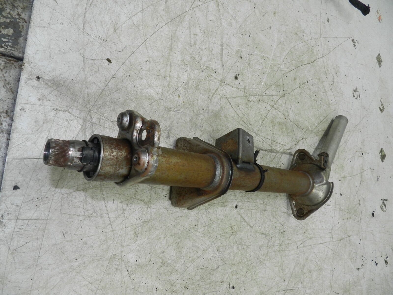 (141) MERCEDES E CLASS SALOON W210. STEERING COLUMN