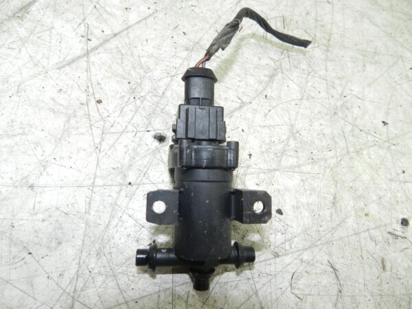 (141) MERCEDES E CLASS SALOON W210. VACUUM PUMP SOLENOID - Image 3