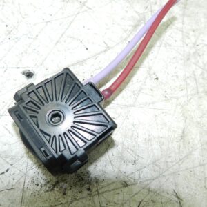(141) MERCEDES E CLASS SALOON W210. HEADLIGHT ADJUSTER