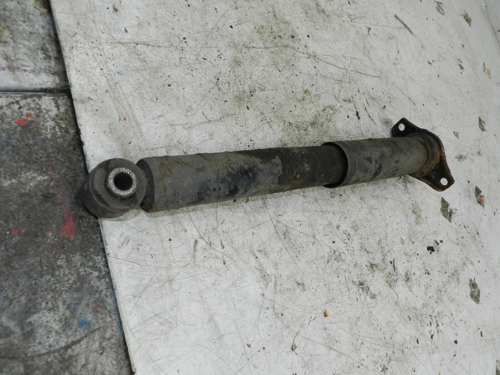 2012 FORD GALAXY MK3 TITANIUM. REAR SHOCK ABSORBER - Image 2