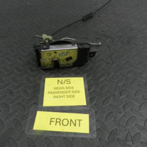 (144) 2009 VAUXHALL ASTRA H. PASSENGER SIDE FRONT DOOR LOCK MOTOR