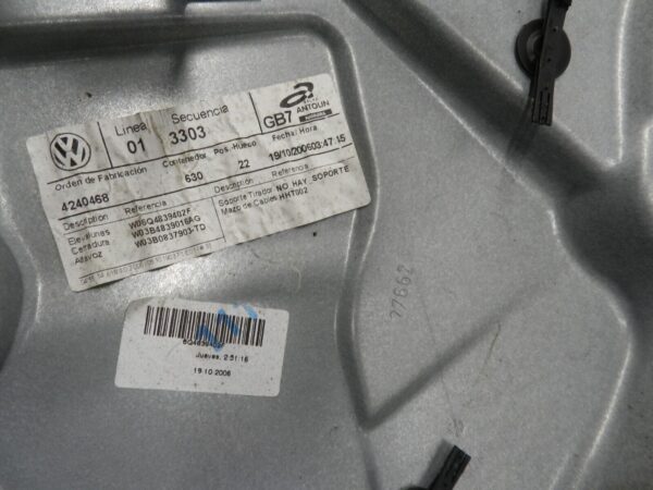 VOLKSWAGEN POLO 9N. DRIVER SIDE REAR WINDOW REGULATOR DOOR PANEL - Image 5