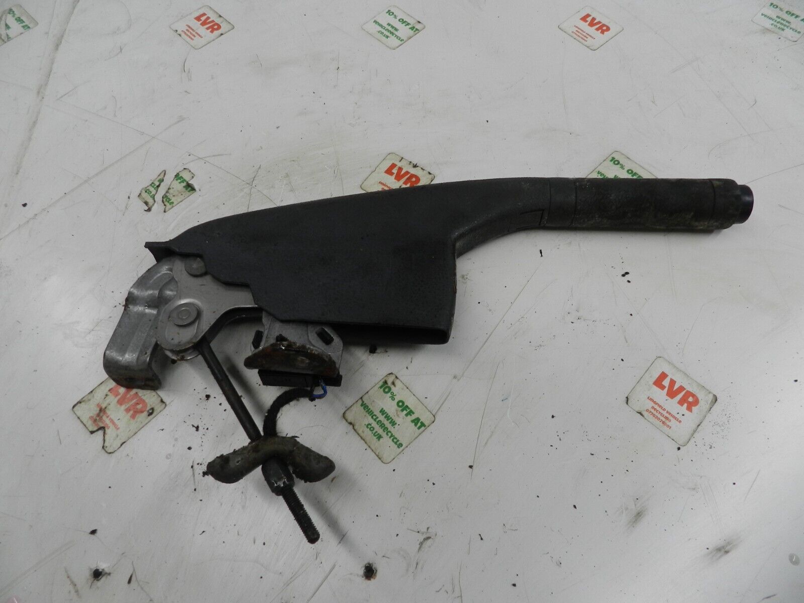 VOLKSWAGEN POLO 9N. HANDBRAKE LEVER HANDLE