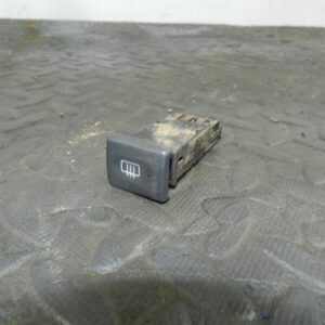 155 1999 LAND ROVER DISCOVERY 2 V8. REAR WINDOW DEMISTER SWITCH BUTTON