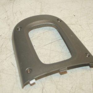 (99) TOYOTA RAV 4 3 DOOR. GEAR SELECTOR SURROUND 5804-42010