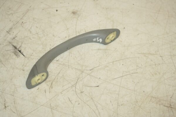 (99) TOYOTA RAV 4 3 DOOR. DRIVER SIDE FRONT GRAB HANDLE