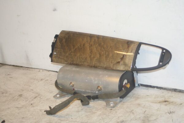 JAGUAR S TYPE. DASHBOARD PASSENGER SIDE AIRBAG + TRIM - Image 2
