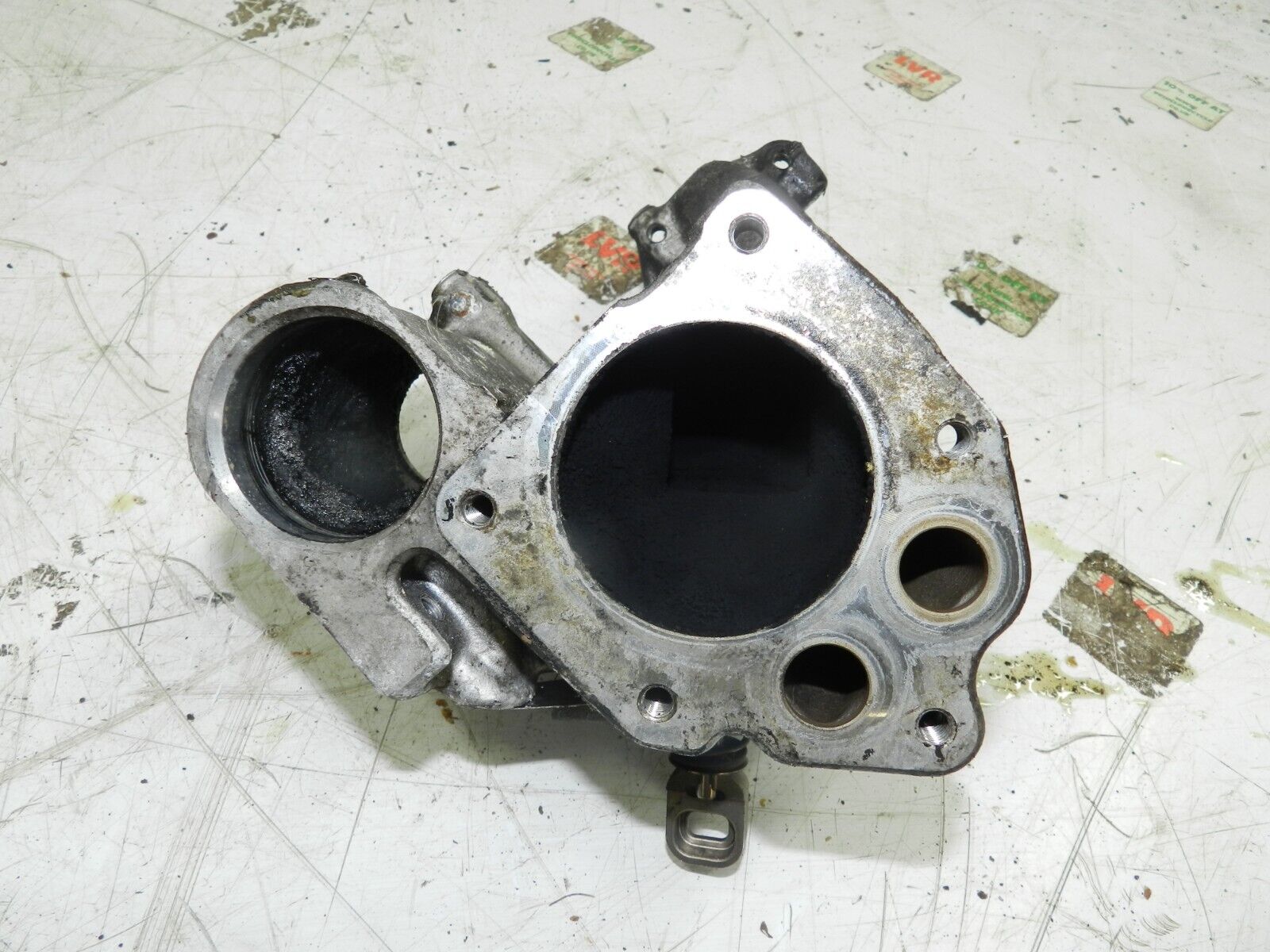 (126) RENAULT CLIO MK3 FACELIFT. EGR VALVE HOUSING - Image 2