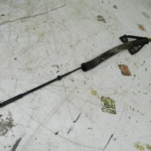 (126) RENAULT CLIO MK3 FACELIFT. ENGINE OIL DIPSTICK AND HOUSING TUBE