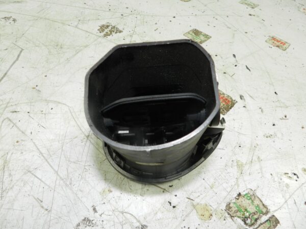 (126) RENAULT CLIO MK3 FACELIFT. AIR VENT - Image 3