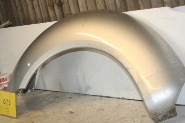 2004 VOLKSWAGEN CONVERTIBLE BEETLE 1.8T. DRIVER SIDE REAR WING FENDER IN SILVER - Image 2