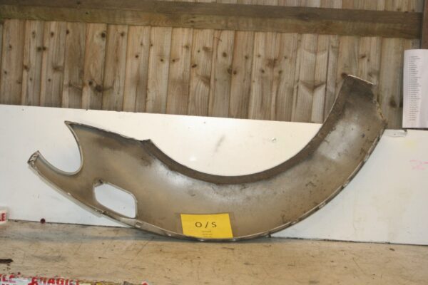 2004 VOLKSWAGEN CONVERTIBLE BEETLE 1.8T. DRIVER SIDE REAR WING FENDER IN SILVER - Image 4