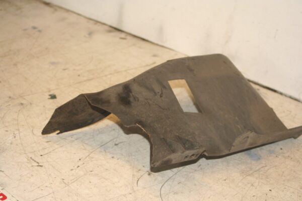 2004 VOLKSWAGEN CONVERTIBLE BEETLE 1.8T. UNDER ENGINE GUARD TRIM - Image 3