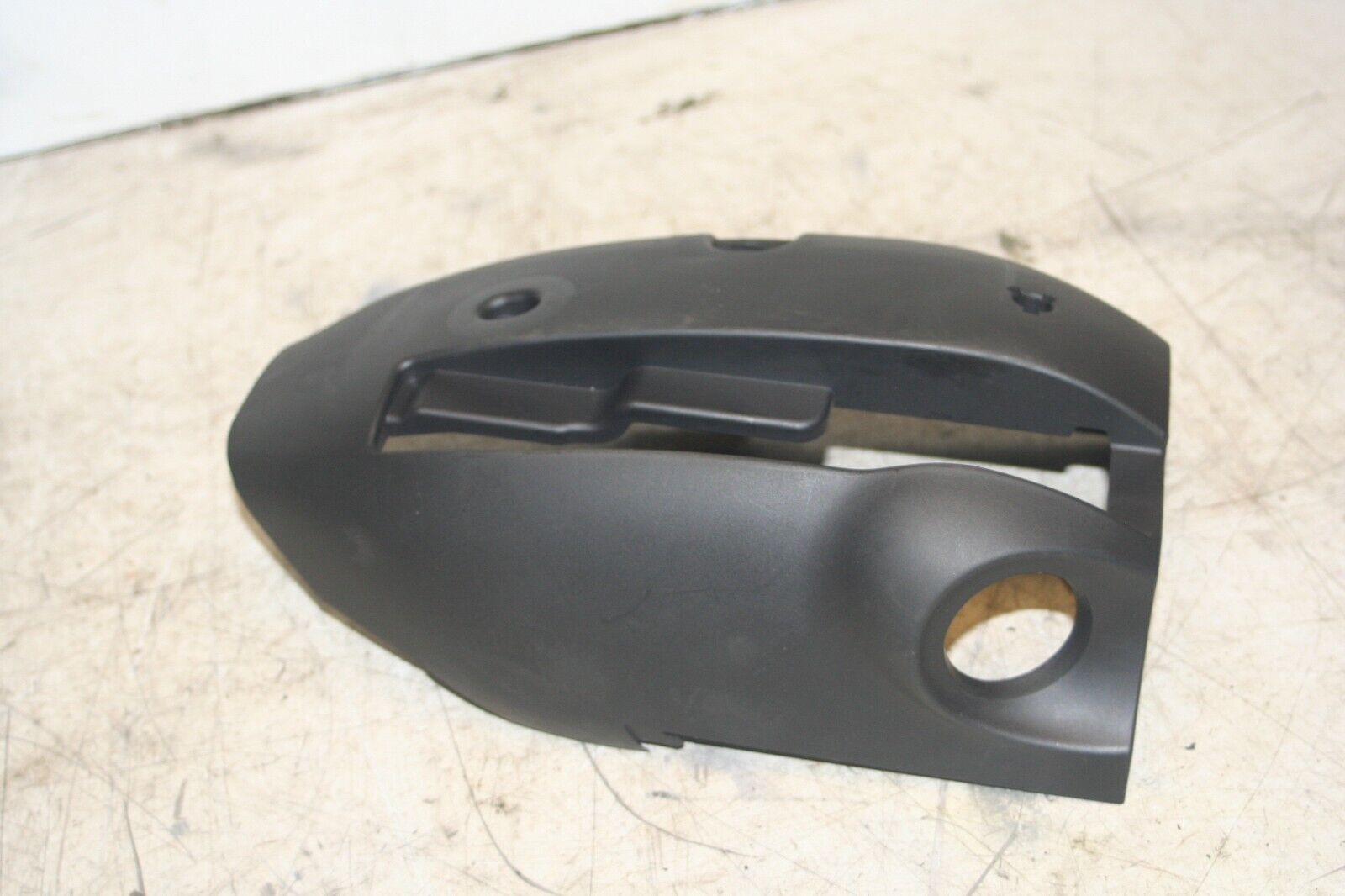 2011 FORD S MAX TITANIUM ECOBOOST. STEERING LOWER COWLING