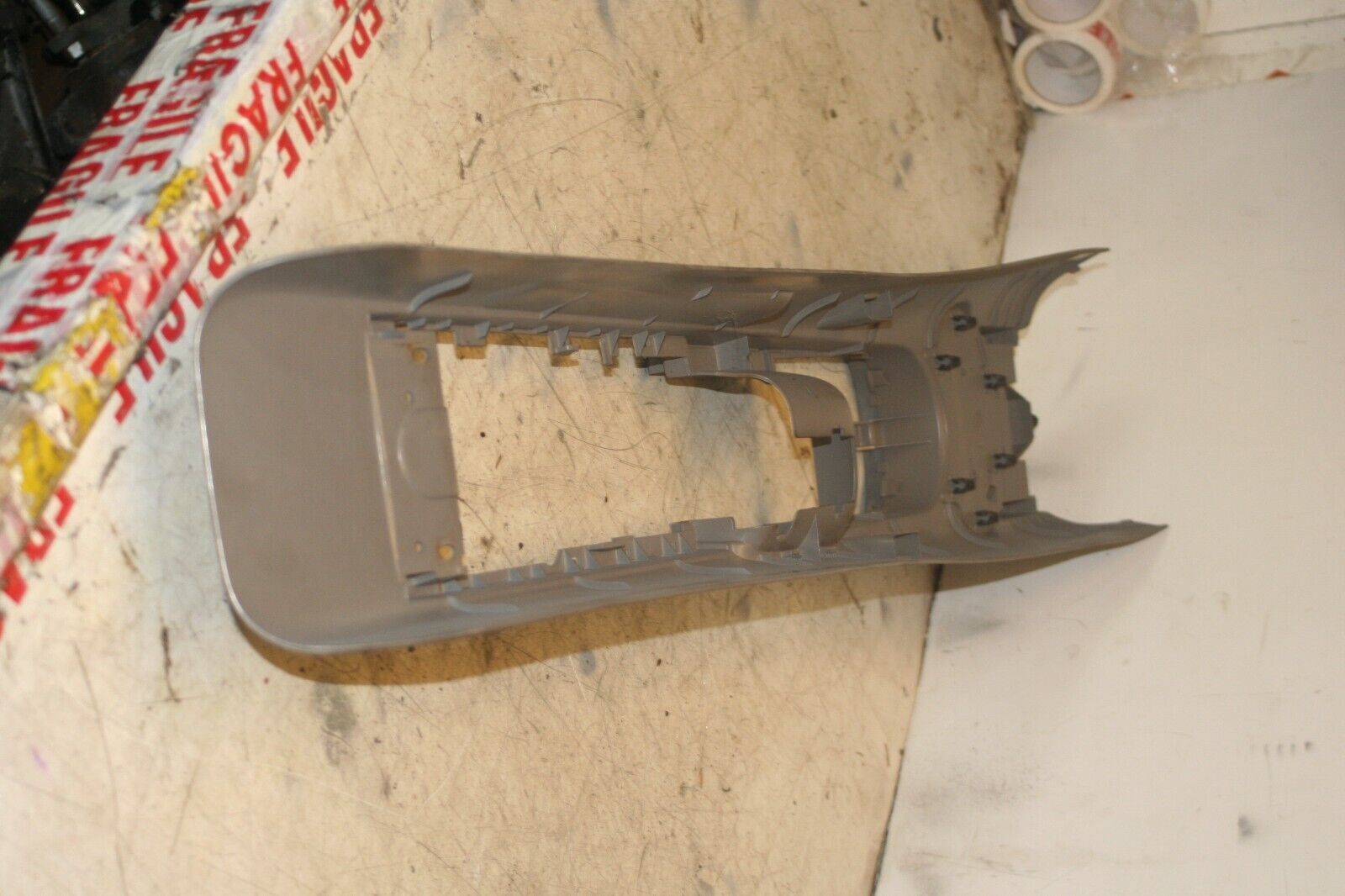 2004 VOLKSWAGEN CONVERTIBLE BEETLE 1.8T. CENTRE CONSOLE TRIM - Image 3