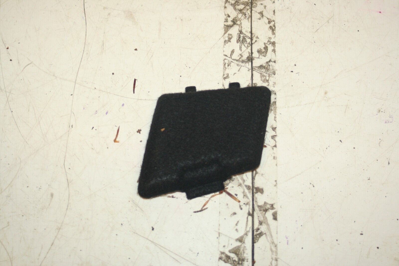 (6B) 2013 FORD FOCUS 1.0 ECOBOOST. CARPET COVER FLAP
