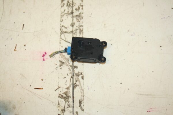 (6B) 2013 FORD FOCUS 1.0 ECOBOOST. HEATER CONTROL FLAP - Image 2