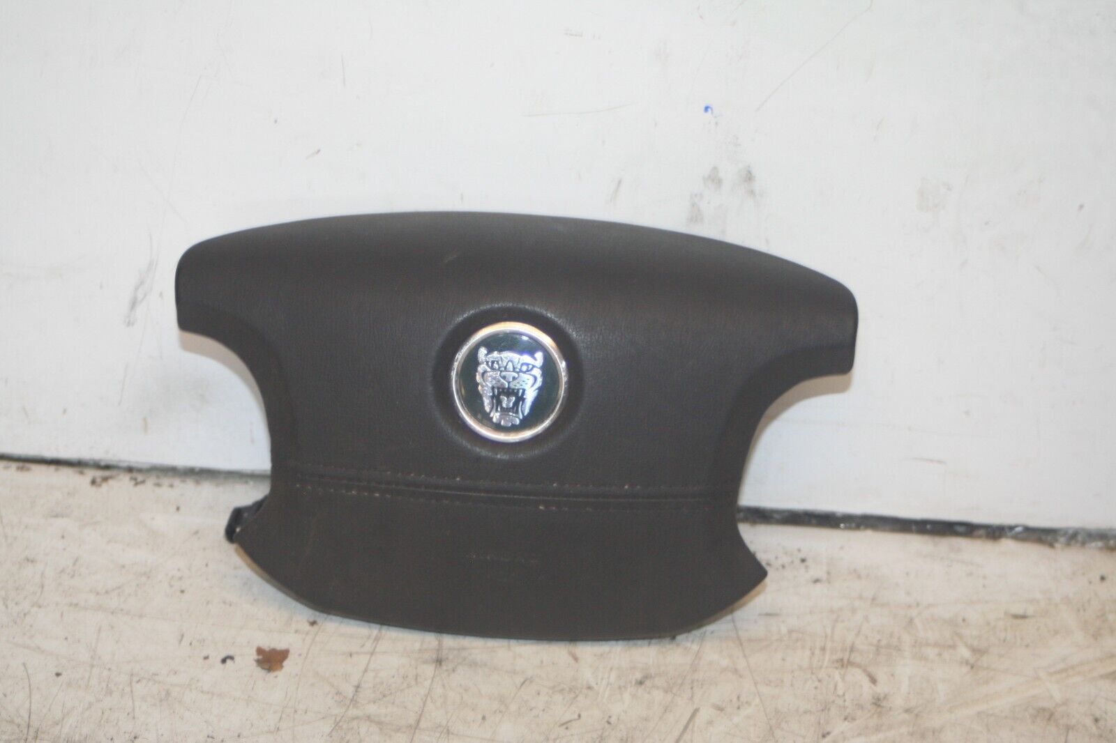 JAGUAR S TYPE. DRIVER SIDE STEERING WHEEL AIRBAG