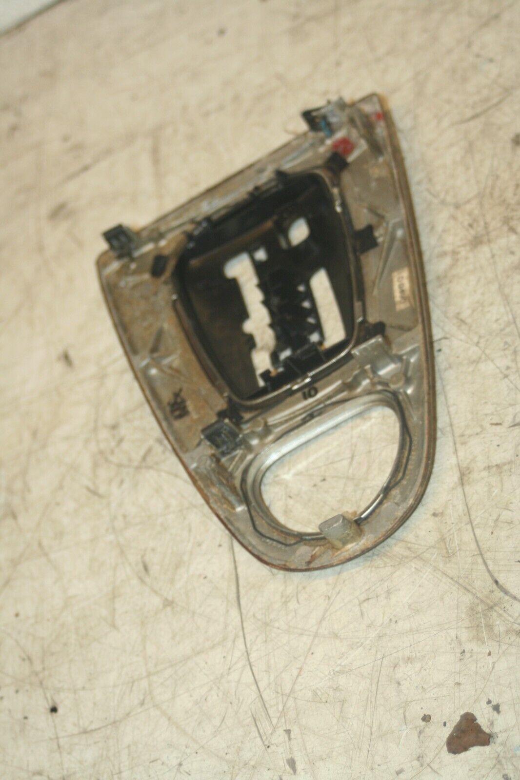 JAGUAR S TYPE. CENTRE CONSOLE GEAR SURROUND TRIM - Image 3