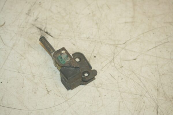 (99) TOYOTA RAV 4 3 DOOR. 89173-42070 AIRBAG SENSOR