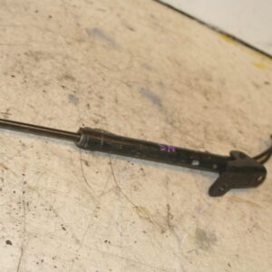 2004 VOLKSWAGEN CONVERTIBLE BEETLE 1.8T. PASSENGER SIDE HYDRAULIC ROOF STRUT