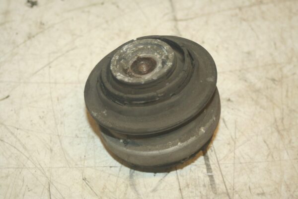2005 MERCEDES S CLASS W220. ENGINE RUBBER MOUNT