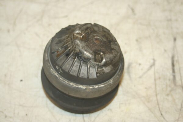 2005 MERCEDES S CLASS W220. ENGINE RUBBER MOUNT - Image 3