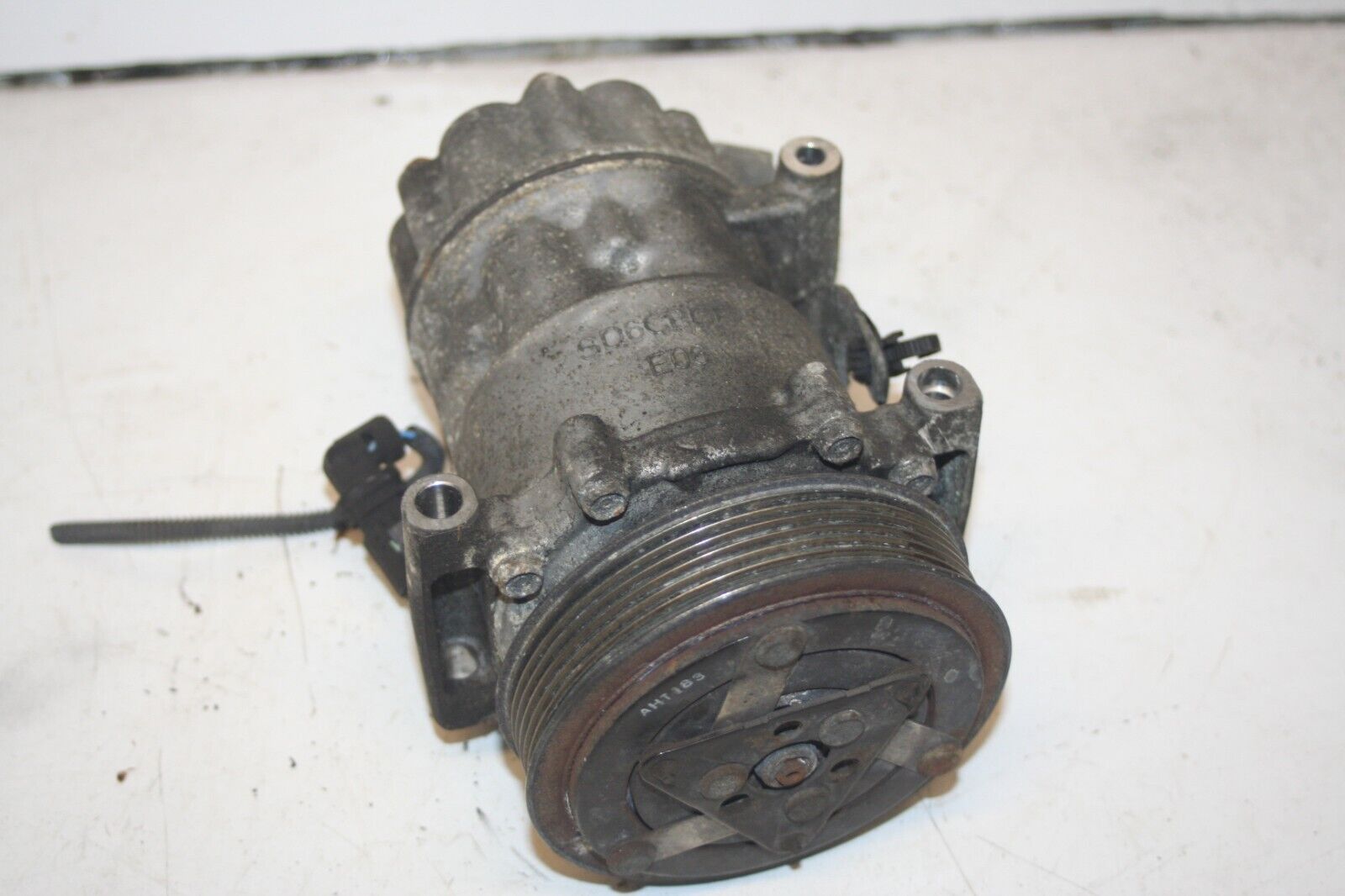 2010 CITROEN DS3. AIRCON PUMP - Image 3