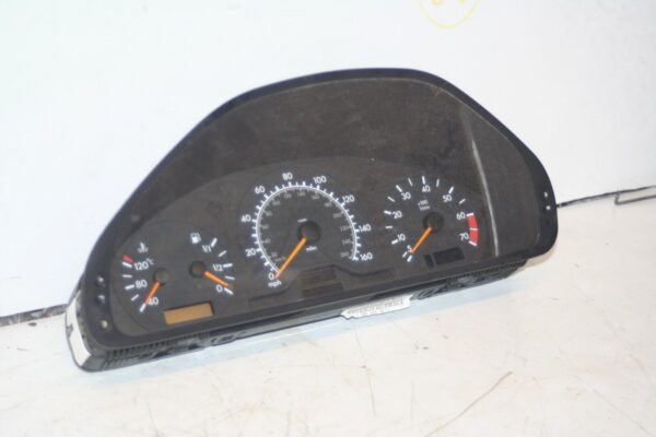 2000 MERCEDES C CLASS W202. SPEEDO SPEEDOMETER INSTRUMENT CLUSTER CLOCKS