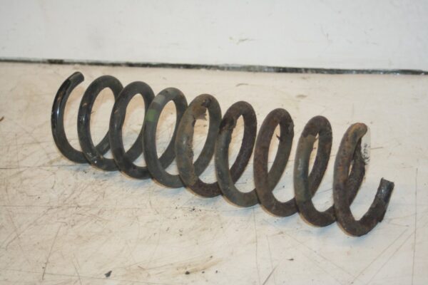 2000 MERCEDES C CLASS W202. PASSENGER SIDE FRONT SUSPENSION SPRING - Image 4