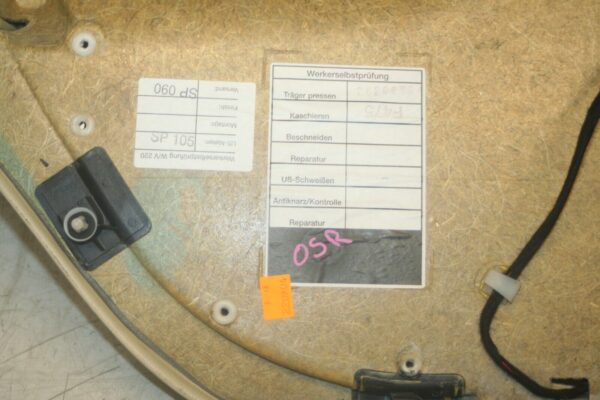 2005 MERCEDES S CLASS W220. DRIVER SIDE REAR DOOR CARD - Image 7
