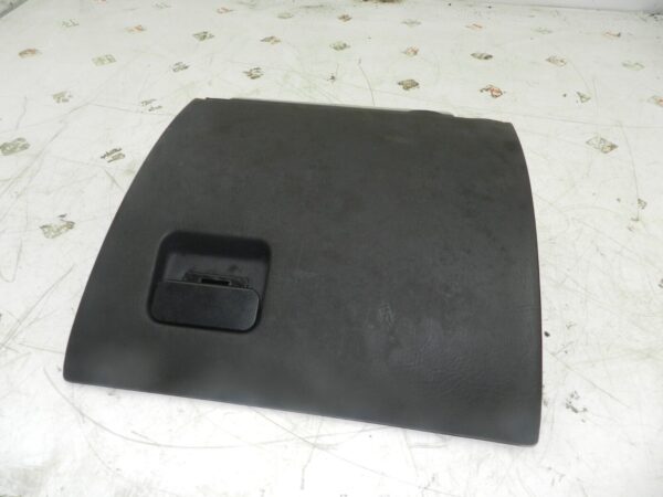 1993 FORD GRANADA DORCHESTER. GLOVE BOX LID
