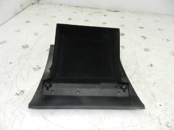 1993 FORD GRANADA DORCHESTER. GLOVE BOX LID - Image 2