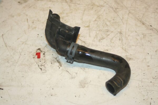 2000 MERCEDES C CLASS W202. COOLANT PIPE CONNECTOR - Image 2