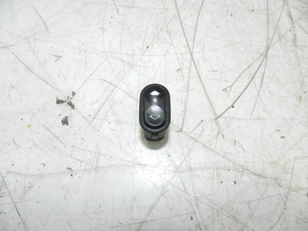 1993 FORD GRANADA DORCHESTER. WINDOW SWITCH