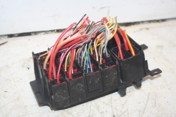 2000 MERCEDES C CLASS W202. FUSE BOX BOARD - Image 4