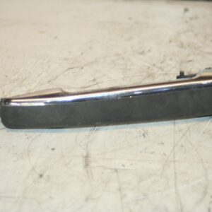 2000 MERCEDES C CLASS W202. PASSENGER SIDE FRONT DOOR HANDLE