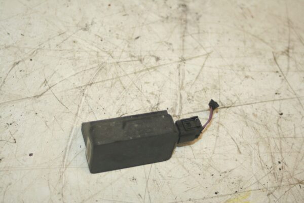 2000 MERCEDES C CLASS W202. A0025427618 YAW RATE SENSOR - Image 3