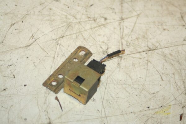 2000 MERCEDES C CLASS W202. SENSOR