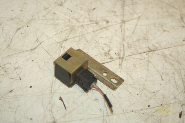 2000 MERCEDES C CLASS W202. SENSOR - Image 2