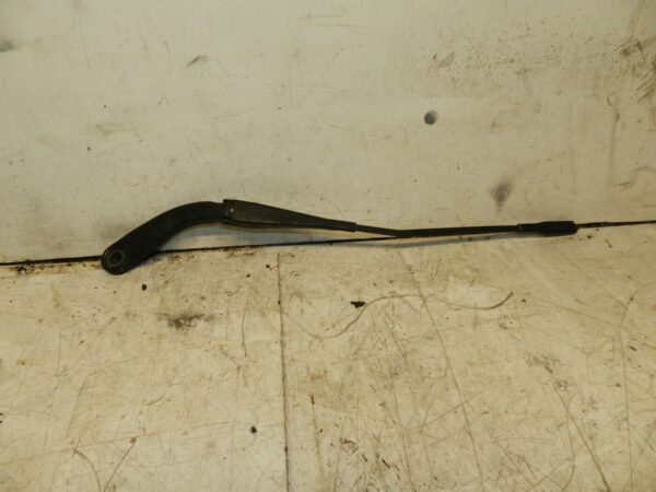 2014 BMW 1 SERIES F21 118D. WIPER ARM